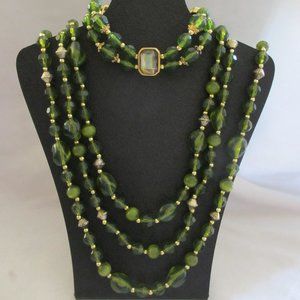 Green Faceted Bead Necklace with Gold Tone Set